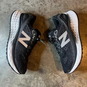 New Balance Fresh Foam Arishi v3 Black Silver Women's 10 Clean Laces
